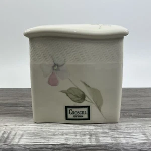 Croscill Forget Me Not Porcelain Tissue Box Cover Floral Linens 'n Things NEW - Picture 1 of 10
