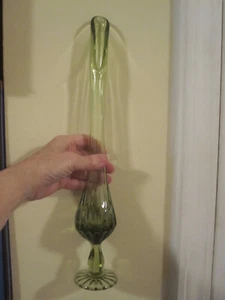 Vintage Glas geschwungene Vase grüner Sockel - Bild 1 von 7