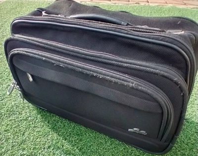 SKYWAY EQUIPAJE DE MANO COMPUTADORA PORTÁTIL BOLSA DE VIAJE MALETA 18" NEGRO Foto 1 de 4