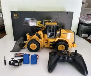 HUINA TOYS 1552 RC 1:16 Scale Remote Control Loader, 11 Functions, Open Box - Picture 1 of 11