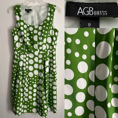 Vestido AGB sem mangas verde branco bolinhas tamanho 8 ajuste e alargamento - Imagem 1 de 4
