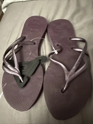 Havaianas 人字拖修身女式 6 码金属紫色凉鞋全新带标签 — 第 1/4 张图片
