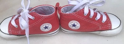 Sapatos Baby All Star Converse por Chuck Taylor tamanho 3 vermelho - Imagem 1 de 4