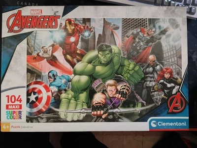CLEMENTONI PUZZLE 104 PEZZI MAXI SUPER COLOR MARVEL AVENGERS 8 PERSONAGGI 23688 - Immagine 1 di 4