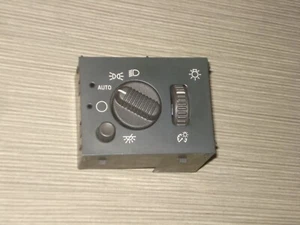 Hummer H2 Light Switch 15198374 GM Switch Light Headlight Switch Tahoe GMC OE - Picture 1 of 2