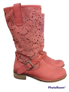 Vera Gomma Italy Size 38 Pull On Suede Perforated Boho Country Mid Calf Boots - Picture 1 of 12