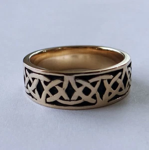 R280 Genuine SOLID 9ct Yellow Gold HEAVY oxidized Keltic Celtic BAND Ring sz W - Picture 1 of 6