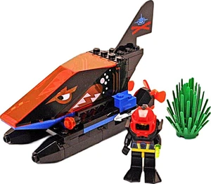 Genuine LEGO Aquazone: Aquasharks SPY SHARK Set 6135 Comp. w/ Minifigure *USED* - Picture 1 of 7