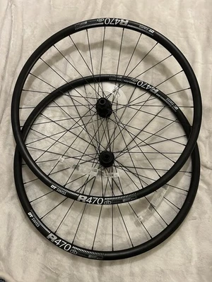 DT SWISS R470db 700v Tubeless Wheelset NEW UNUSED - Image 1 of 4