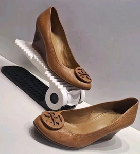 Tory Burch Sally Wedge/Pumps/Heels Tumbled Leather Tan/Brown Size 10 (25.9cm) - Picture 1 of 10