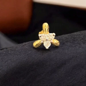 0,12 Cts rotondo taglio brillante diamanti naturali fiori spina nasale oro... - Foto 1 di 10