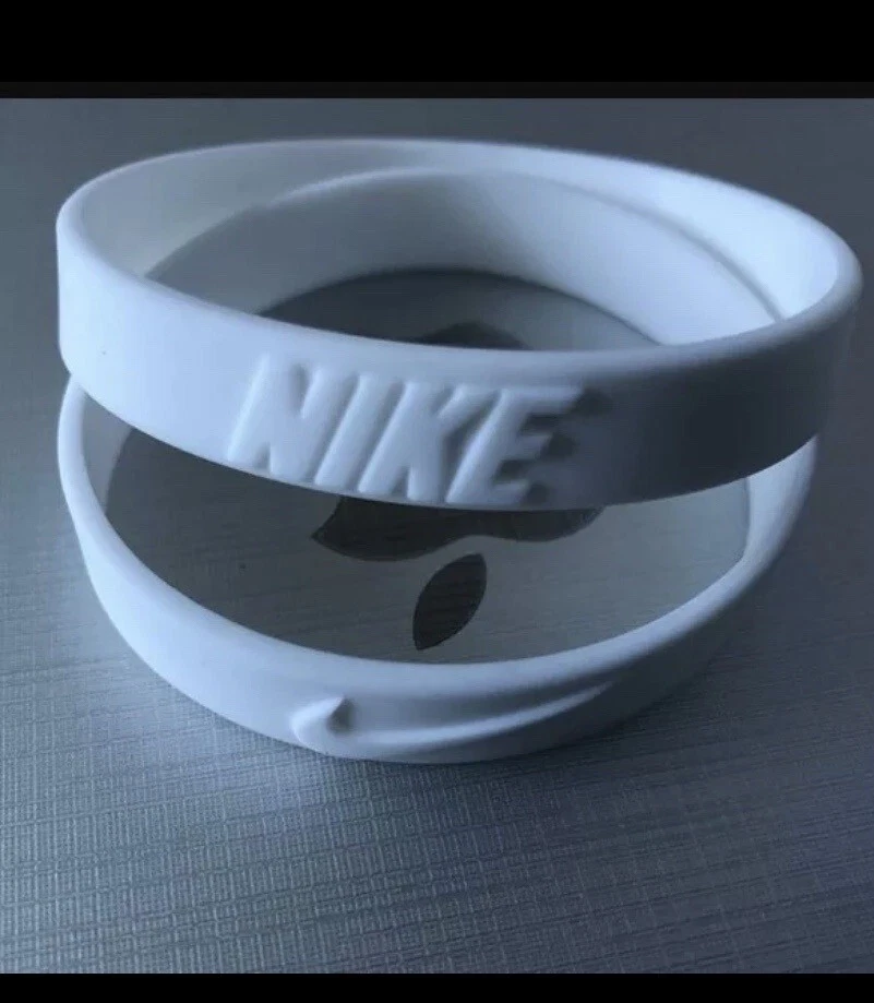 2 Pulsera Nike Silicona / Blanca con Blanco Foto 1 de 1
