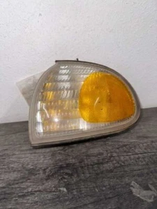 1995-1997 Ford Windstar OEM LH Turn Signal/Park Lamp - Picture 1 of 4