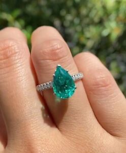 2.50 Ct Pear Cut Natural Green Emerald Engagement Ring 10k solid White Gold