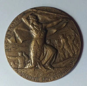 Slowakei Medaille Slowakischer Nationalaufstand sign. Stefunko - Bild 1 von 2
