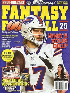 PRO FORECAST FANTASY FOOTBALL 2025 MAGAZINE. #1 Nationally Ranked Cheat Sheet - Foto 1 di 4
