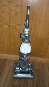 Dyson DC07 HEPA (Origin) vacuum cleaner , reconditioned 6 mths gtee (208) - Picture 1 of 5