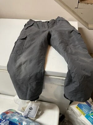 SNOZU Youth Boy's Girl's L 14 16 Black Insulated Ski Snowboard snow Pant - Image 1 of 4