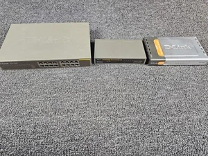 D-link Switch Lot of 3 (DES-1008D, DSS-5+,DES-1016D) - Picture 1 of 6