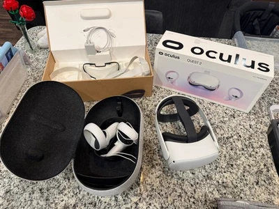 Meta Oculus Quest 2 - 256 GB Auriculares, Controladores, Cargador, Estuche y Correa Elite Foto 1 de 4