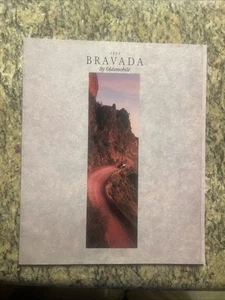 1994 Oldsmobile Bravada 18-page Original Car Sales Brochure Catalog - Bild 1 von 14