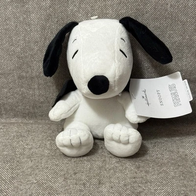 New! Peanuts Vampire SNOOPY by Hallmark, 6" (2024) - Image 1 of 4
