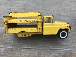 Vintage TIN TOY TRUCK 1950s 1960s suit for restoration. - Picture 1 of 6