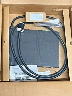 Vertiv Geist MNU1X1R6-12CF18-3TL6A0H10-S rPDU Switched Level Monitoring NU30206X - Image 1 of 4