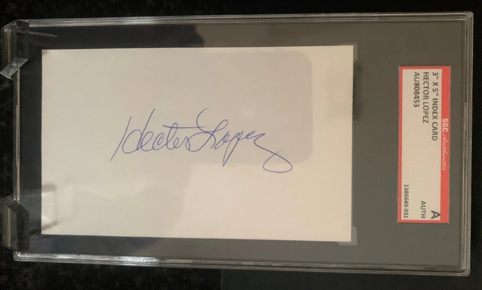 HECTOR LOPEZ AUTOGRAPH 1961 NEW YANKEES TEAM MEMBER CARD........SGC AUTHENTIC - Image 1 of 1