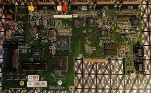 Płyta główna Commodore Amiga 600 - wersja 1.5 - ponownie zamknięta i oczyszczona sonicznie - w dobrym stanie - Zdjęcie 1 z 13