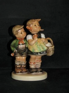 Goebel Hummel Figur 49 3/0 "Brüderlein & Schwesterlein", 's-Hertogenbosch - Bild 1 von 1
