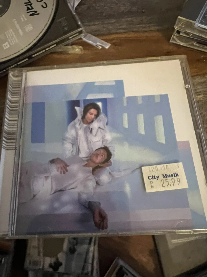 David Bowie Hours - CD - SEHR GUT - Bild 1 von 1