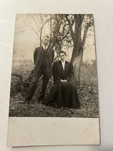 Vintage Postcard Real Photograph Couple Portrait Under A Tree Post Card - Imagen 1 de 7
