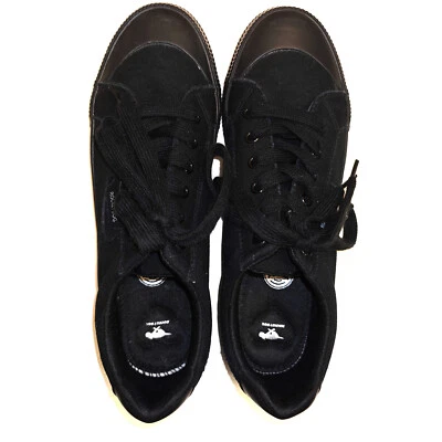 Unworn Rocket Dog Black Canvas Low Top Laceup Sneakers, Wm Size 11, Plush Insole - Image 1 of 4