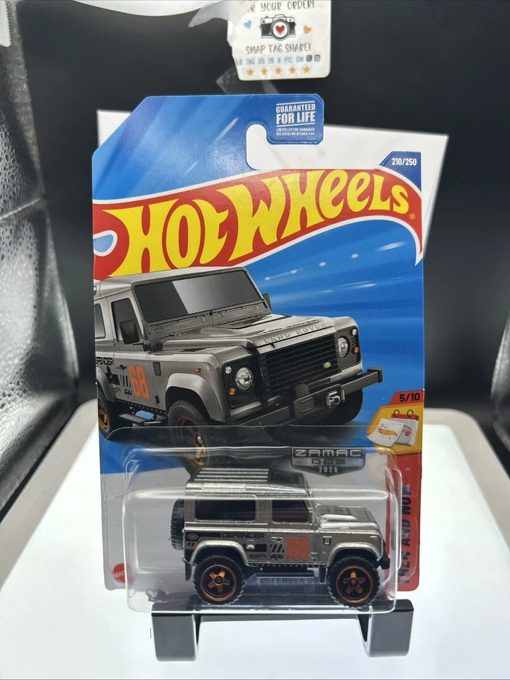 Hot Wheels Walmart Zamac Land Rover Defender 90 2025 Foto 1 de 1