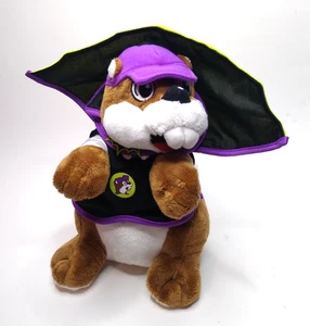 Peluche Buc-ees Stazione di Servizio Negozio Castoro 2023 Dracula Vampiro Halloween 12" - Foto 1 di 10