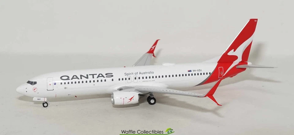 1:200 NG Models Qantas Airways B 737-800 VH-VZU 90665 08026 Airplane Model - Image 1 of 1