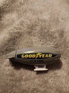 Hot Wheels Good year Blimp - Bild 1 von 3