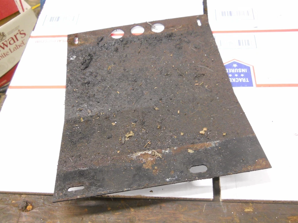 1983 JOHN DEERE 340 L/C SPRINTFIRE: STEEL BELLY PLATE - Image 1 of 1