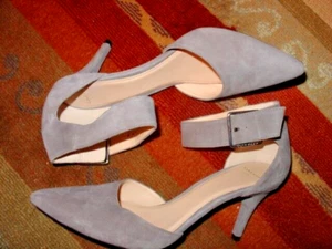 NEW COLE HAAN GREY SUEDE PUMPS SHOES WITH ANKLE STRAP sz 8 B - Picture 1 of 4