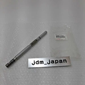 Genuine Toyota 33261-17101 Gear Shift Fork & Lever Shaft, Manual Transmission - Picture 1 of 12