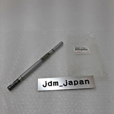 Genuine Toyota 33261-17101 Gear Shift Fork & Lever Shaft, Manual Transmission - Image 1 of 4