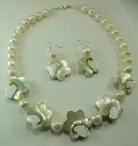 Shell & Pearl Statement Necklace & Earring Set Handcrafted Wedding - Picture 1 of 2