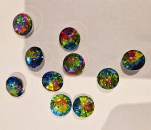 10 x helle regenbogenfarbene Kristall Diamanten facettierte Knöpfe 13 mm - Bild 1 von 3
