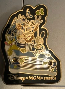 Disney Pin: Disney MGM Studios - Rock 'N' Roller Coaster Car (Light Up) - Imagen 1 de 2