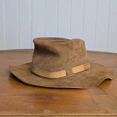 De colección Años 70 Winfield Cover Co San Francisco Marrón Gamuza Cuero Ala Hecho a Mano Sombrero M Foto 1 de 4