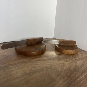DANSK DESIGNS DÄNEMARK IHQ KÄSE RUNDBRETT & MESSERSTREUER Menge 2 - Bild 1 von 5
