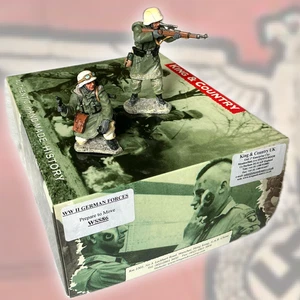 King & Country WSS86 WW2 German Forces Prepare to Move, 2 x Waffen SS Troops. - Picture 1 of 8