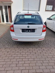 Skoda Octavia Kombi - Bild 1 von 10