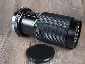 Olympus Vivitar 70-210mm f4.5 Series MC Macro Focusing Zoom slim clean - Picture 1 of 5